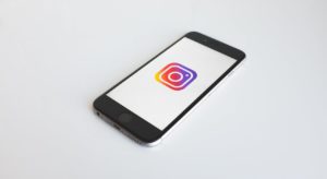 Top 4 Instagram repost apps for Android and iOS